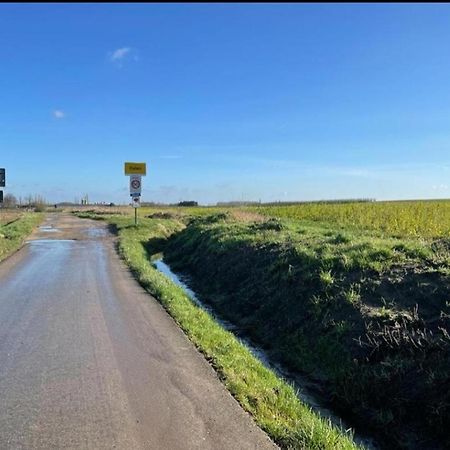 Het Damhert Kortenaken Luaran gambar